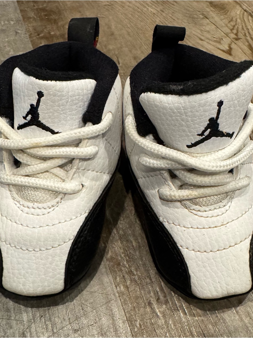 Jordan Kids' White and Black Mini Retro Sneakers Size 2 infant